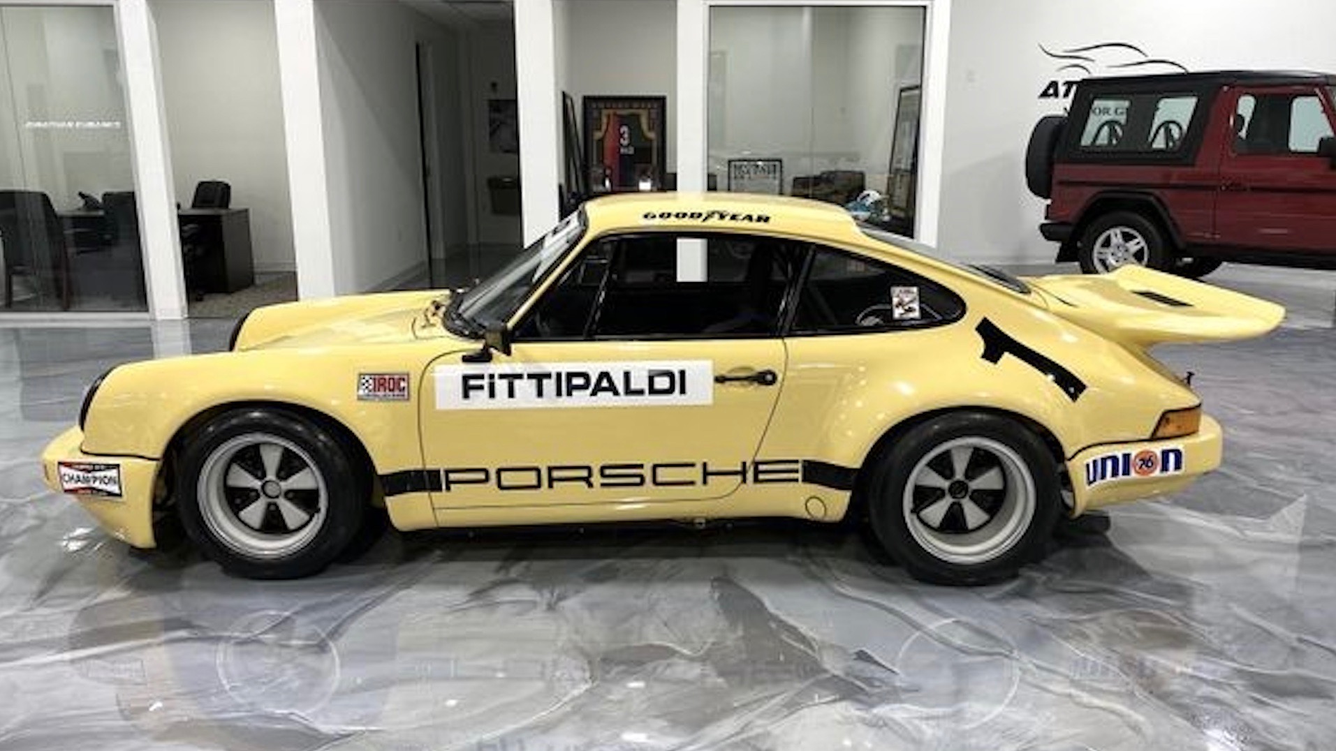 1974-porsche-911-carrera-3-0-iroc-rsr-photo-by-dupont-registry_100784152_h.jpeg