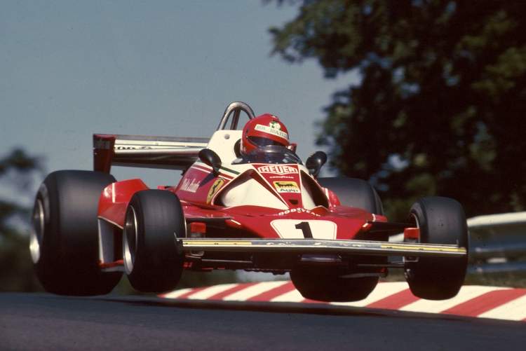 1976-Nürburgring-Niki-Lauda-Ferrari-312T2.1.jpg