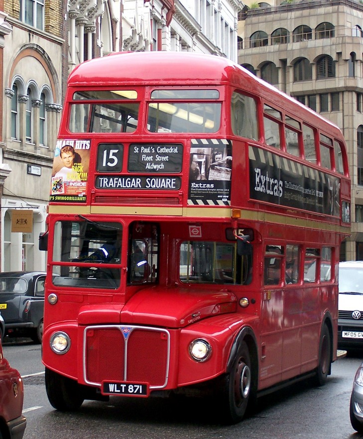 London Double decker bus.jpg