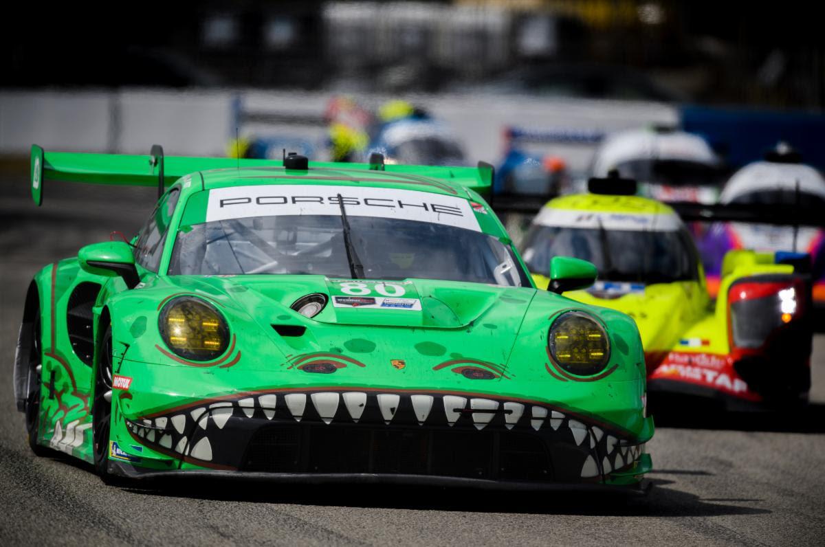 rexy-porsche-gt3-rawr-1104454967.jpeg